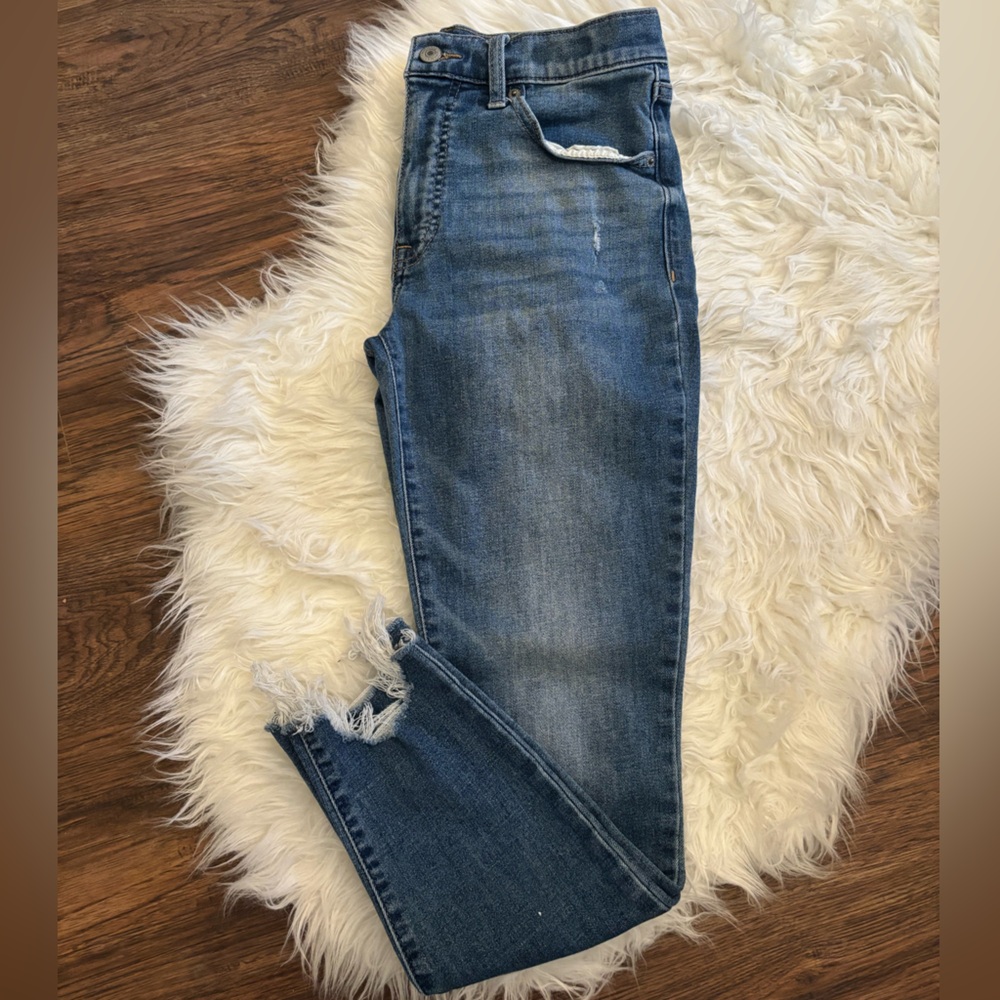 Bridgette High Rise Skinny frayed hem